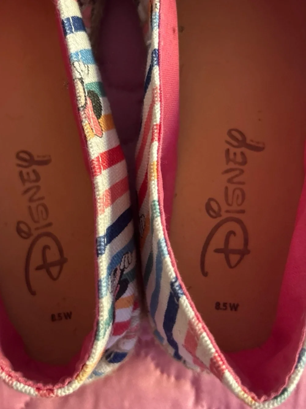 Disney Pink Rainbow Stripe Minnie Slip-On Flats Size 8.5W